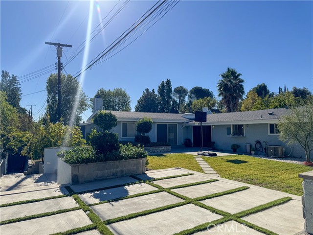 Detail Gallery Image 23 of 27 For 12162 Bradford, Granada Hills,  CA 91344 - 3 Beds | 2/1 Baths