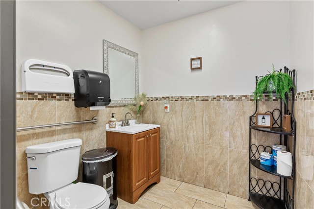 1520 N, Ontario CA: https://media.crmls.org/medias/78ac4dac-06a2-4fdd-a1c4-c6bc886d7066.jpg
