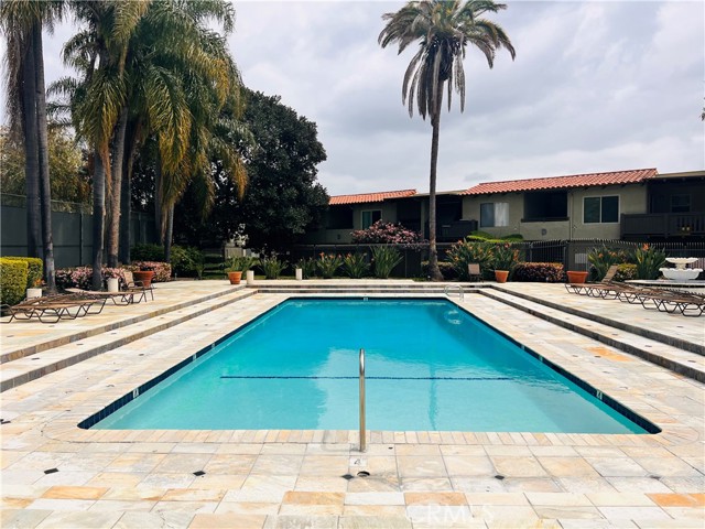 1345 Cabrillo Park Drive, Santa Ana CA: https://media.crmls.org/medias/78ac6b0e-135a-4e6e-92e2-67967e57b2be.jpg
