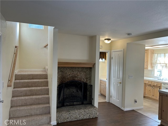 Detail Gallery Image 5 of 34 For 32782 Encina Dr, Arrowbear,  CA 92382 - 2 Beds | 1/1 Baths