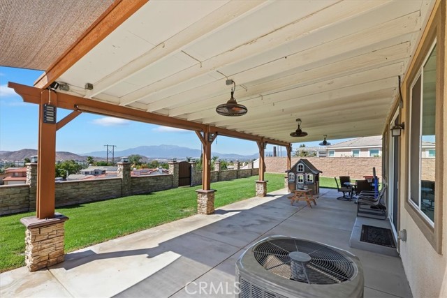 12640 Jaden Court, Grand Terrace CA: https://media.crmls.org/medias/78adc515-e1ed-47f2-b5d9-8a0e529ea37d.jpg