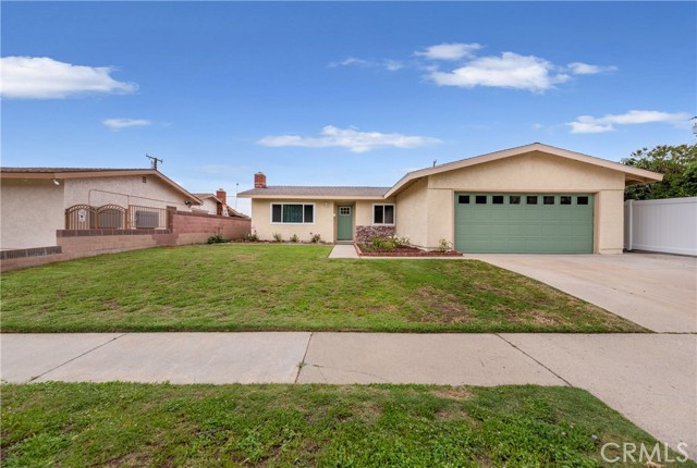 20869 Moonlake Street, Walnut CA: https://media.crmls.org/medias/78af04d8-a041-457e-82d0-1559bc9c66fe.jpg