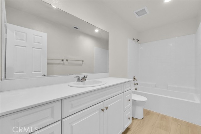 Detail Gallery Image 25 of 30 For 5001 S Centennial, Ontario,  CA 91762 - 5 Beds | 3/1 Baths