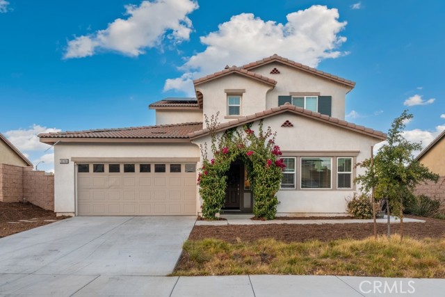 Detail Gallery Image 2 of 36 For 30706 Expedition Dr, Winchester,  CA 92596 - 4 Beds | 3/1 Baths