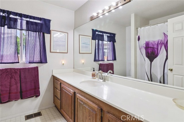 Detail Gallery Image 23 of 42 For 1043 Kite, Vista,  CA 92081 - 3 Beds | 2 Baths