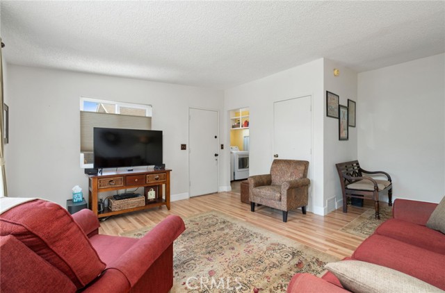Detail Gallery Image 16 of 34 For 1260 Sinaloa Ave, Pasadena,  CA 91104 - 4 Beds | 2 Baths