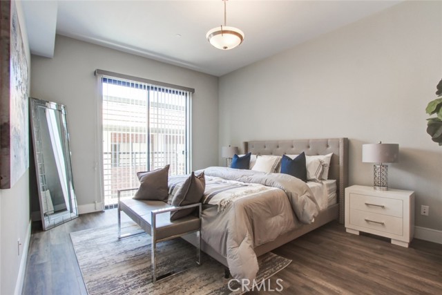 Detail Gallery Image 11 of 27 For 330 Salem #201,  Glendale,  CA 91203 - 3 Beds | 2/1 Baths