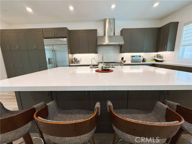 Detail Gallery Image 22 of 48 For 27508 Golden Currant Pl, Valencia,  CA 91381 - 5 Beds | 4/1 Baths