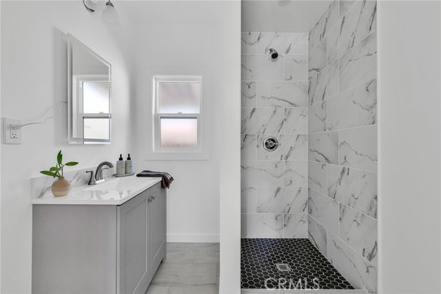 17105 Woodruff Avenue, Bellflower CA: https://media.crmls.org/medias/78b1cc35-f2bd-4937-ab05-0dbcd7624f97.jpg