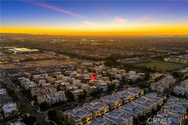 Detail Gallery Image 11 of 70 For 126 Interval, Irvine,  CA 92618 - 5 Beds | 4 Baths