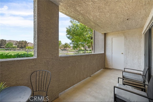 Detail Gallery Image 15 of 28 For 2045 Las Colinas Cir #103,  Corona,  CA 92879 - 1 Beds | 1 Baths