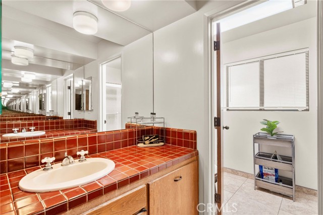 Detail Gallery Image 40 of 60 For 7805 Buena Tierra Ct, Bakersfield,  CA 93309 - 4 Beds | 4 Baths