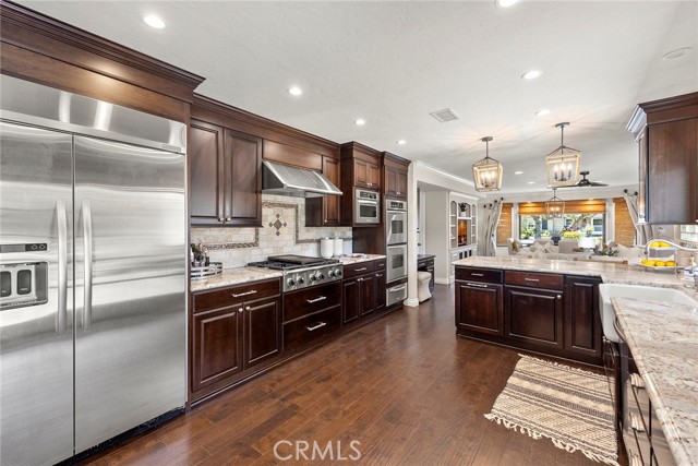 1831 Cockscrow Lane, North Tustin CA: https://media.crmls.org/medias/78b4a663-6949-4f46-af4e-e48a5a8d0318.jpg