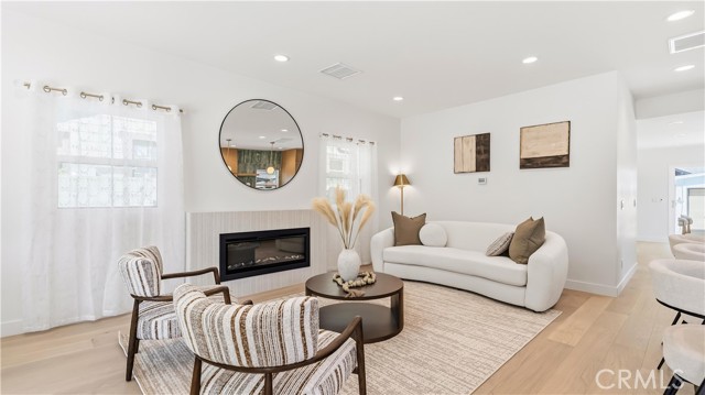 808 South Los Robles photo 6