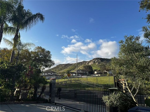 7929 bolton ave, Riverside CA: https://media.crmls.org/medias/78b532ad-d97d-484f-b52d-4ed359cf8087.jpg