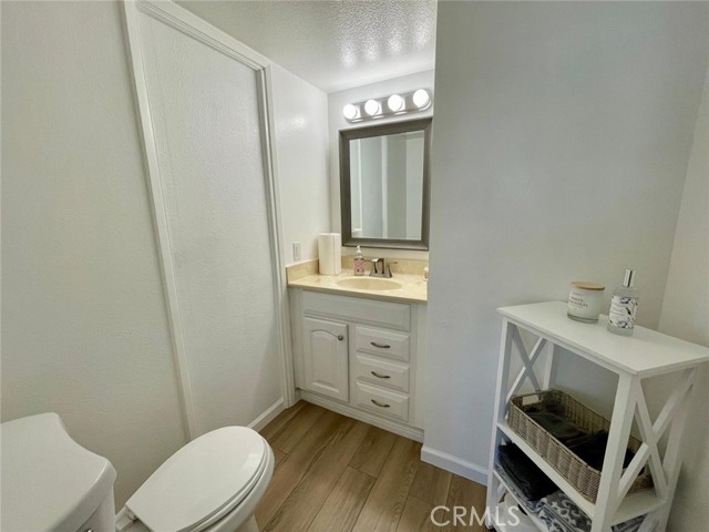 Detail Gallery Image 14 of 21 For 5300 E Waverly Dr #A2,  Palm Springs,  CA 92264 - 2 Beds | 1/1 Baths