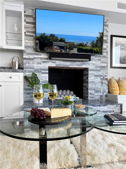 Detail Gallery Image 32 of 34 For 166 Fairview, Laguna Beach,  CA 92651 - 3 Beds | 3 Baths