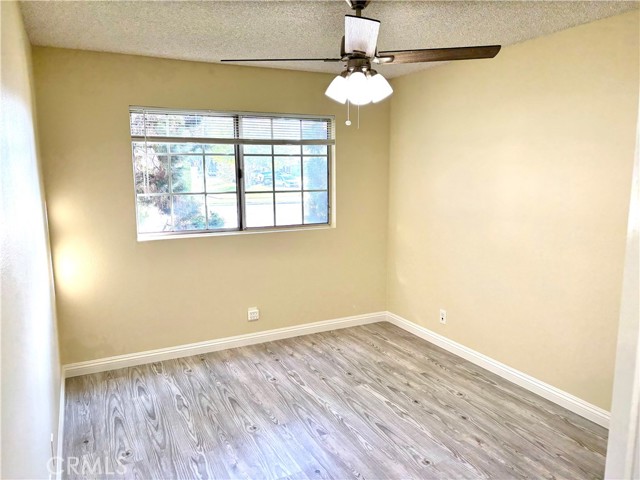 10863 Chestnut St., Los Alamitos CA: https://media.crmls.org/medias/78b673ac-5722-4147-a88b-37b69d208f25.jpg