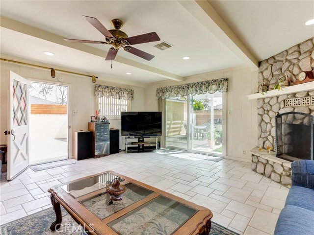 Detail Gallery Image 20 of 39 For 4856 Lomina Ave, Lakewood,  CA 90713 - 3 Beds | 1 Baths