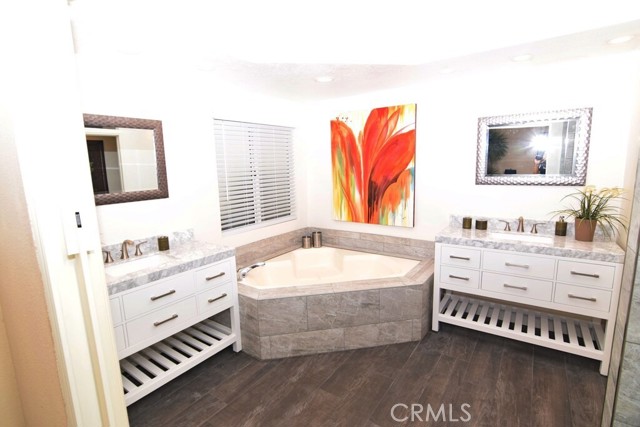 144 Desert Falls Circle, Palm Desert CA: https://media.crmls.org/medias/78b75c57-8864-469c-a817-b5281ed594b3.jpg