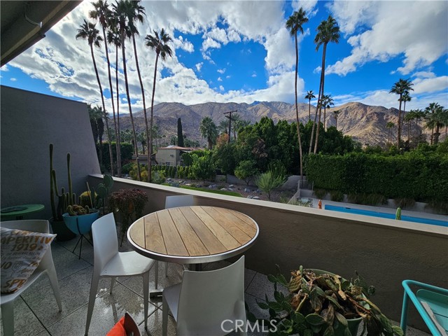 Detail Gallery Image 18 of 38 For 197 W via Lola #17,  Palm Springs,  CA 92262 - 2 Beds | 2 Baths