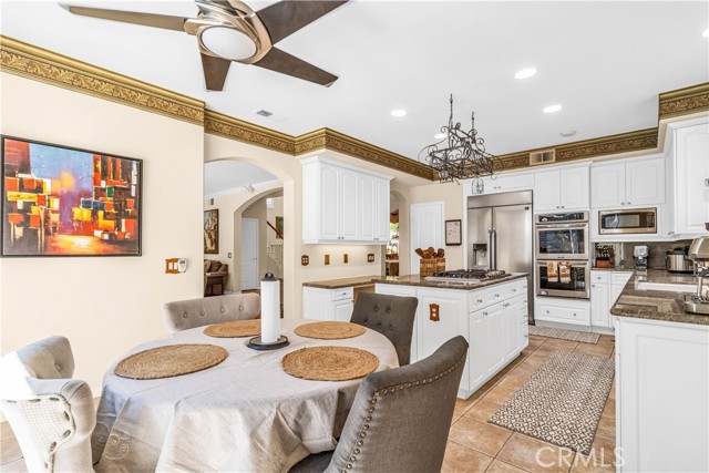 Detail Gallery Image 11 of 41 For 10 Altimira, Coto de Caza,  CA 92679 - 4 Beds | 4 Baths