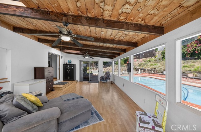 Detail Gallery Image 29 of 69 For 1528 York Dr, Vista,  CA 92084 - 3 Beds | 2 Baths