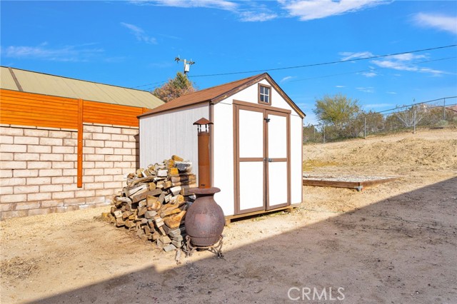 Detail Gallery Image 67 of 75 For 19978 Eyota, Apple Valley,  CA 92308 - 4 Beds | 3 Baths