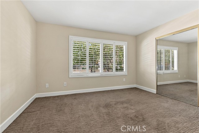 15444 Marilla Street photo 29