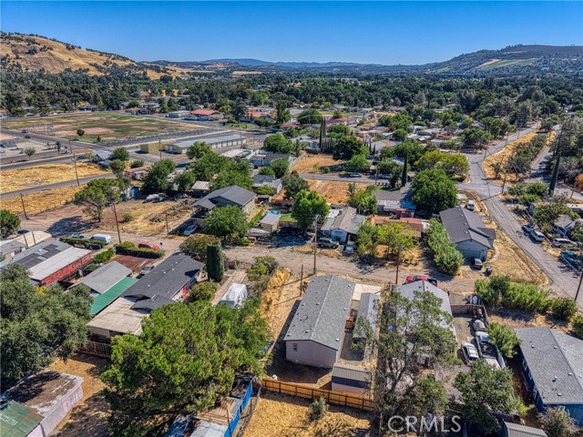 3791 Robinson Avenue, Clearlake CA: https://media.crmls.org/medias/78b8cabd-bf55-4943-afc2-f5cbede4049a.jpg