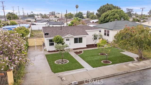 Detail Gallery Image 4 of 36 For 920 W Hollyvale St, Azusa,  CA 91702 - 2 Beds | 2 Baths