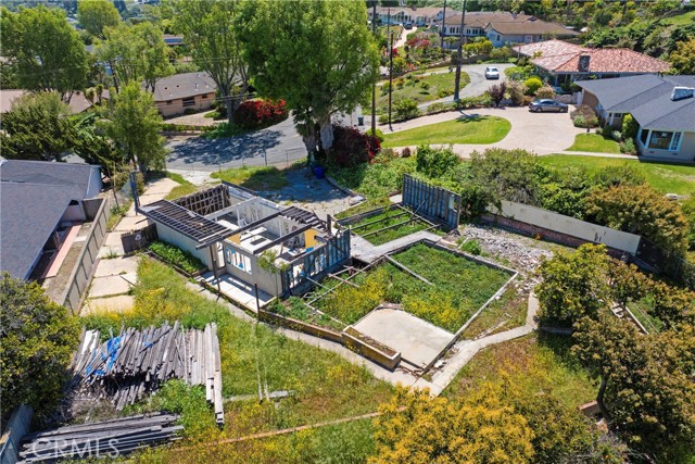 27691 Eastvale Road, Palos Verdes Peninsula CA: https://media.crmls.org/medias/78b9aa1f-f0ee-48fd-9e75-a0bdd062b6f0.jpg