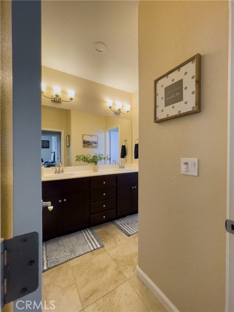 Detail Gallery Image 27 of 32 For 7602 Dennis Wallace Ln, Hughson,  CA 95326 - 4 Beds | 3 Baths