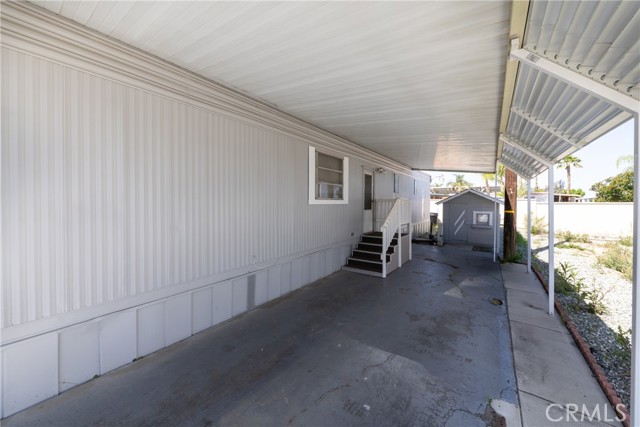 Image 14 of 25 For 880 Lake Street 55