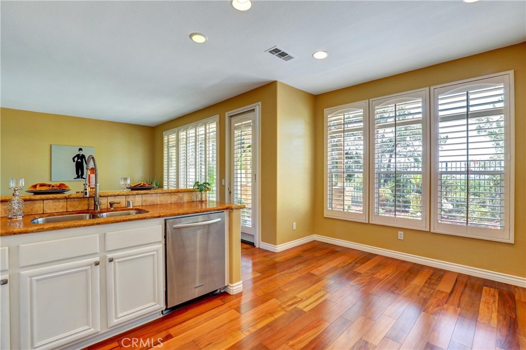 MLS #IG25187918 image #17