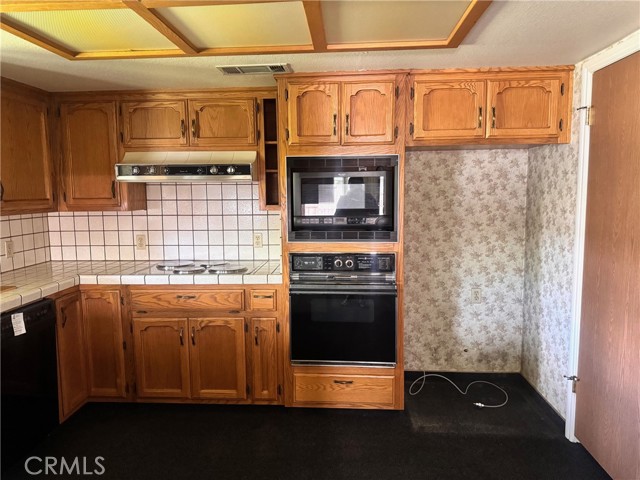 2165 Trenton Court, Merced CA: https://media.crmls.org/medias/78bbb3ea-d70f-40b4-97fd-fe365406e9bf.jpg