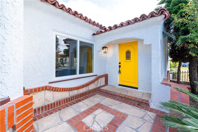 1818 W 79th Street, Los Angeles CA: https://media.crmls.org/medias/78bbd15d-7705-453f-a1a6-7c0ce9ae6f03.jpg