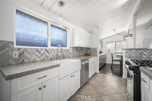 Detail Gallery Image 2 of 43 For 12255 Allard, Norwalk,  CA 90650 - 3 Beds | 2 Baths