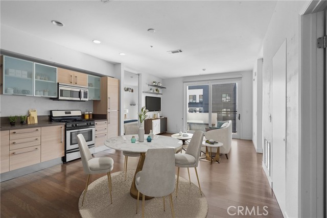 Detail Gallery Image 6 of 36 For 1234 Wilshire #517,  Los Angeles,  CA 90017 - 2 Beds | 2 Baths