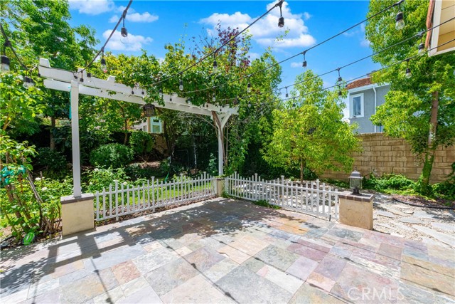 3514 Three Springs Drive, Westlake Village CA: https://media.crmls.org/medias/78bc254b-e8ed-4254-9ee7-20042fe203d6.jpg