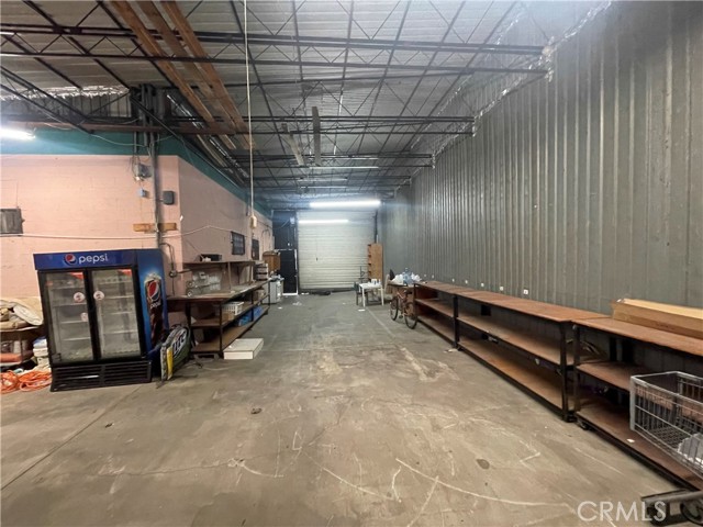 8273 S San Pedro, Los Angeles, California 90003, ,Commercial Sale,For Sale,8273 S San Pedro,CRSB23216146