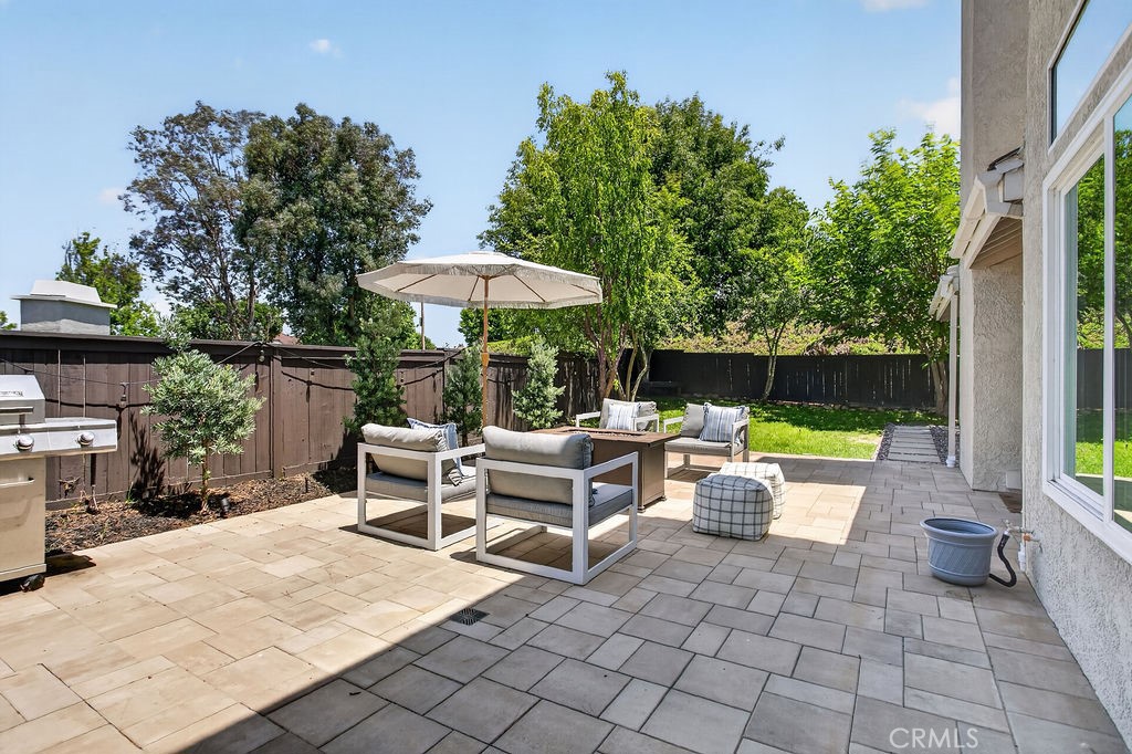 https://media.crmls.org/medias/78bd9059-0db6-420c-a06b-ab231365550a.jpg?preset=X-Large