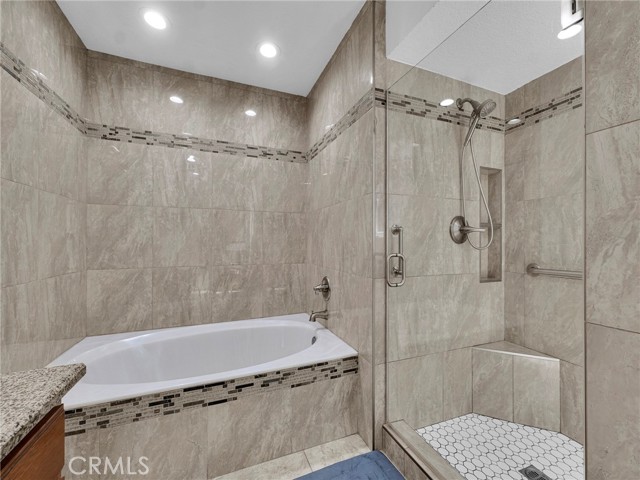 Detail Gallery Image 13 of 43 For 24527 Indian Hill Ln, West Hills,  CA 91307 - 5 Beds | 3 Baths