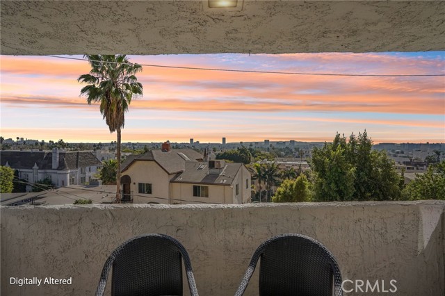 8400 De Longpre Ave #314 photo 2