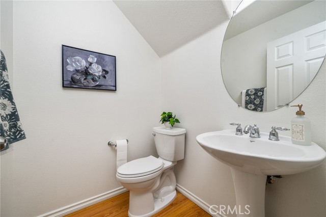 Detail Gallery Image 15 of 43 For 406 N Placer Privado, Ontario,  CA 91764 - 3 Beds | 2/1 Baths