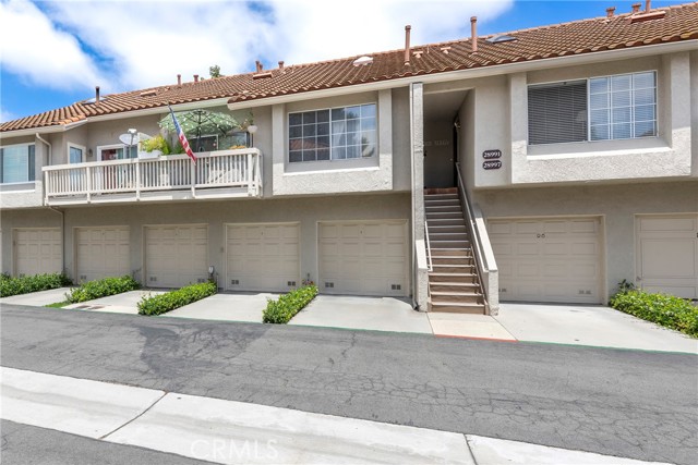 28987 Canyon Ridge Drive, Trabuco Canyon CA: https://media.crmls.org/medias/78beb2fa-3cd8-41ab-ab03-70cf61d0244d.jpg