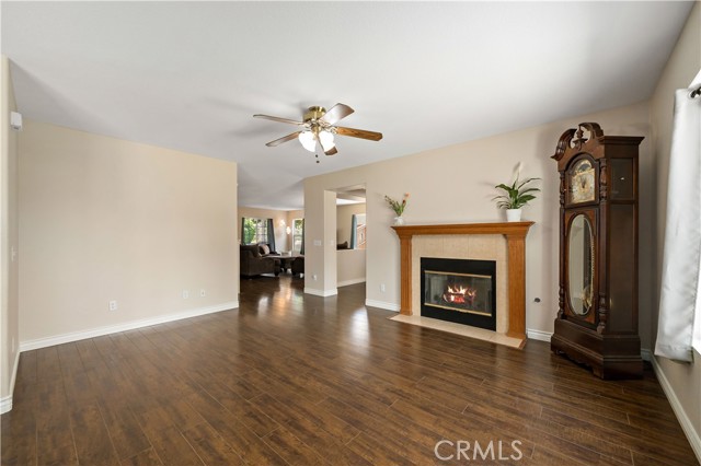 Detail Gallery Image 14 of 46 For 32026 Poppy Way, Lake Elsinore,  CA 92532 - 4 Beds | 2/1 Baths