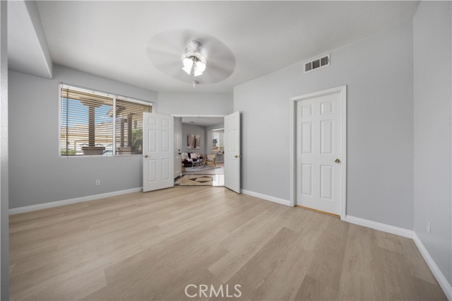 12337 Columbia Lane, Eastvale CA: https://media.crmls.org/medias/78bf4314-f781-4318-8be5-2078f223575a.jpg