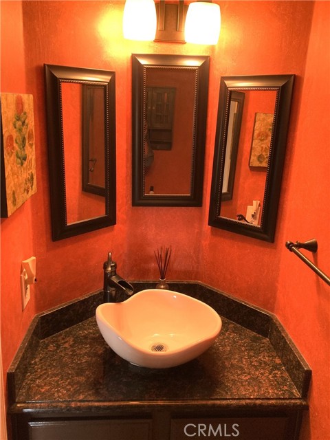 3800 STOCKER ST, View Park CA: https://media.crmls.org/medias/78bf8011-451e-43eb-81a0-98d6ecf7215e.jpg