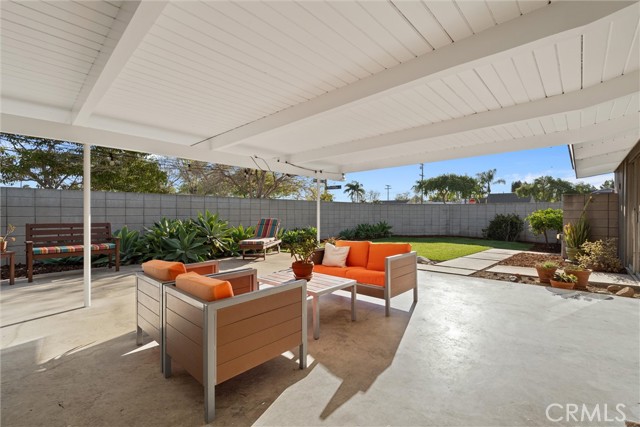 Detail Gallery Image 14 of 30 For 3202 N Studebaker Rd, Long Beach,  CA 90808 - 3 Beds | 2 Baths